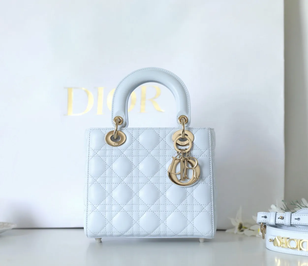 Dior